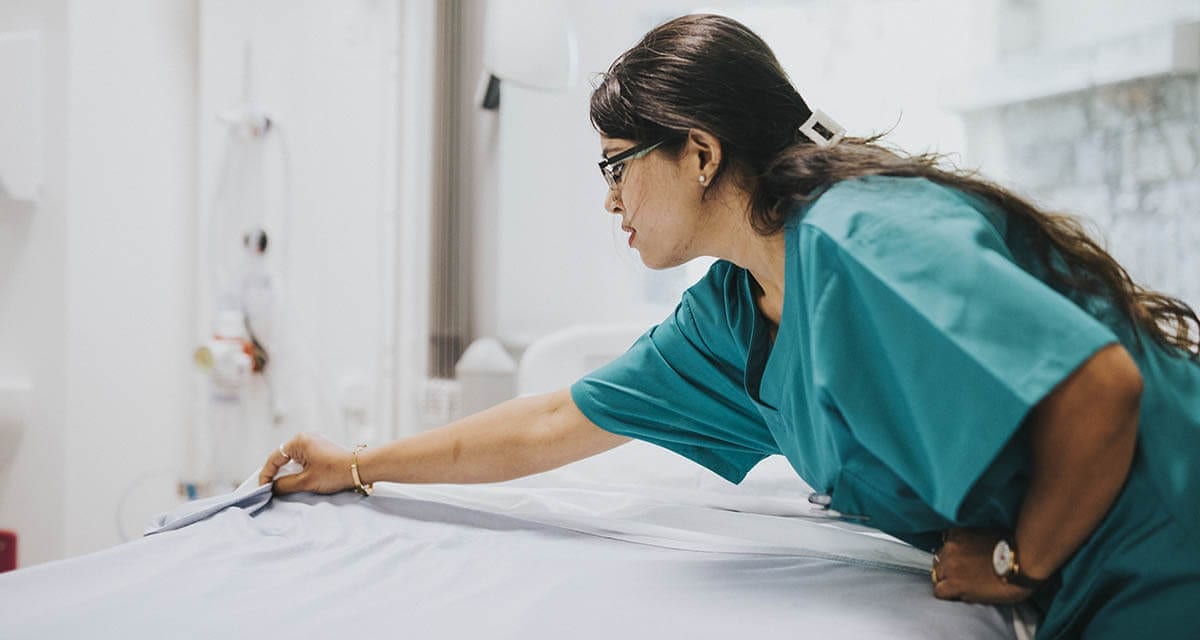 How many hospital beds are there in the UK