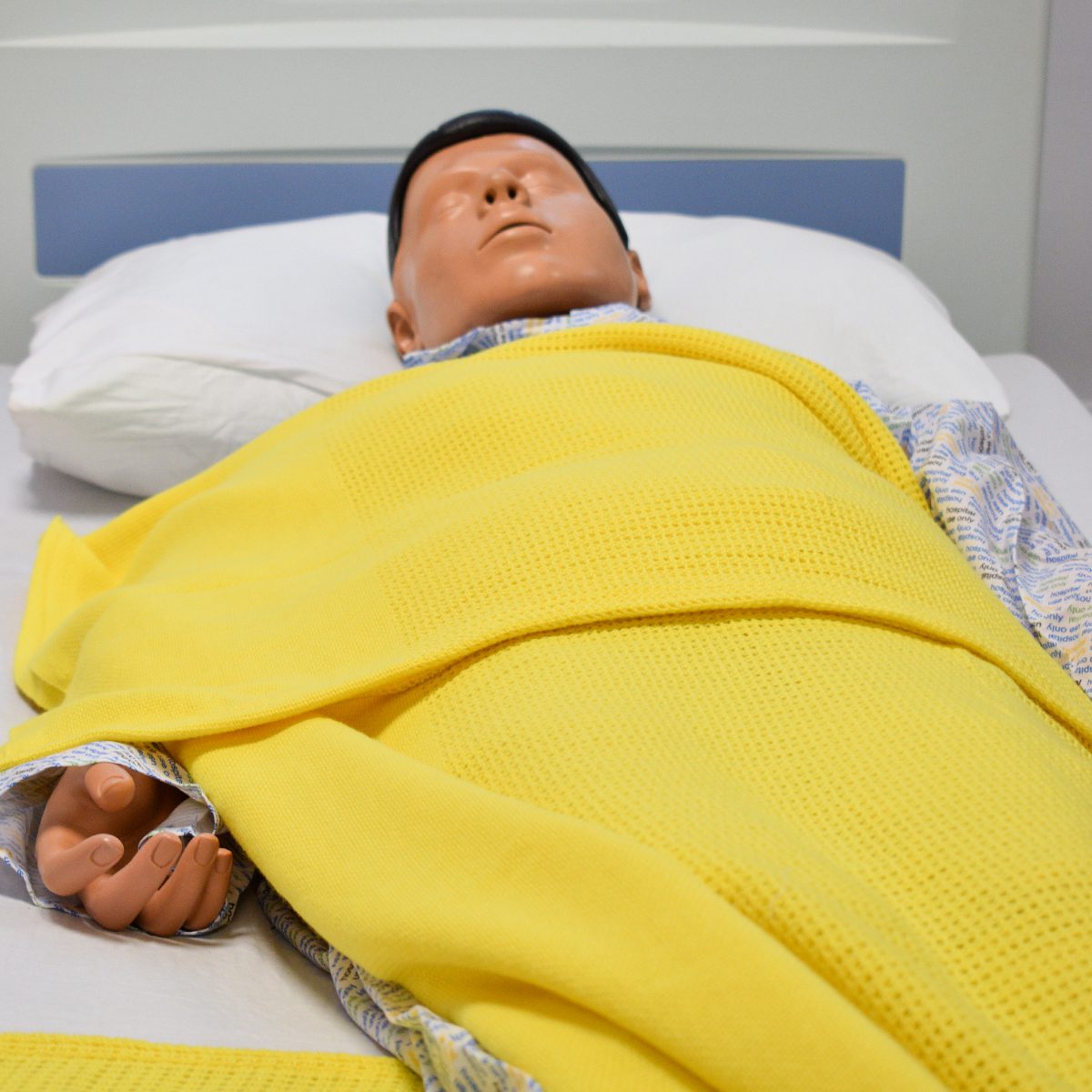 Polyester Cellular Falls Risk Single Bed Blanket - Image 5