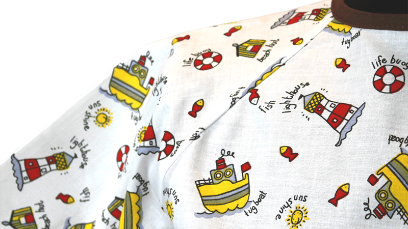 Childrens hospital gown shoulder