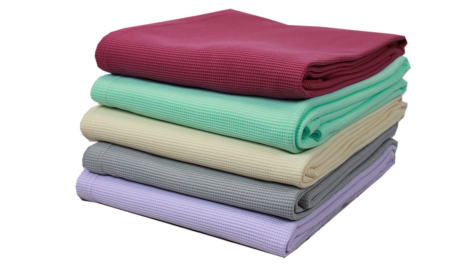 Thermal throw blankets