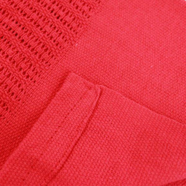 red cellular blanket